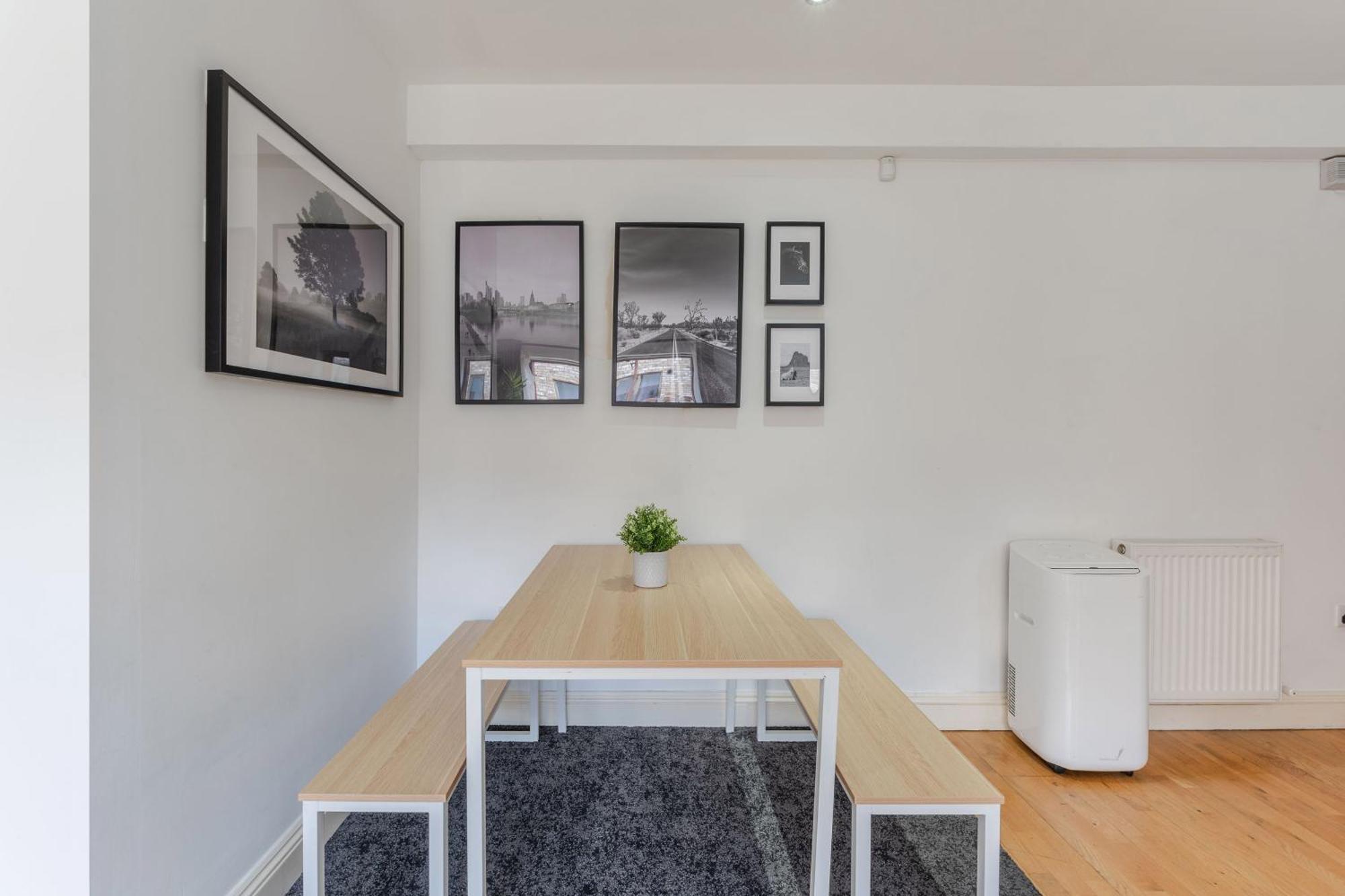 London Waterloo Apartment With Large Private Terrace - View Of The London Eye - 1 Bedroom 1 Bath Exterior photo